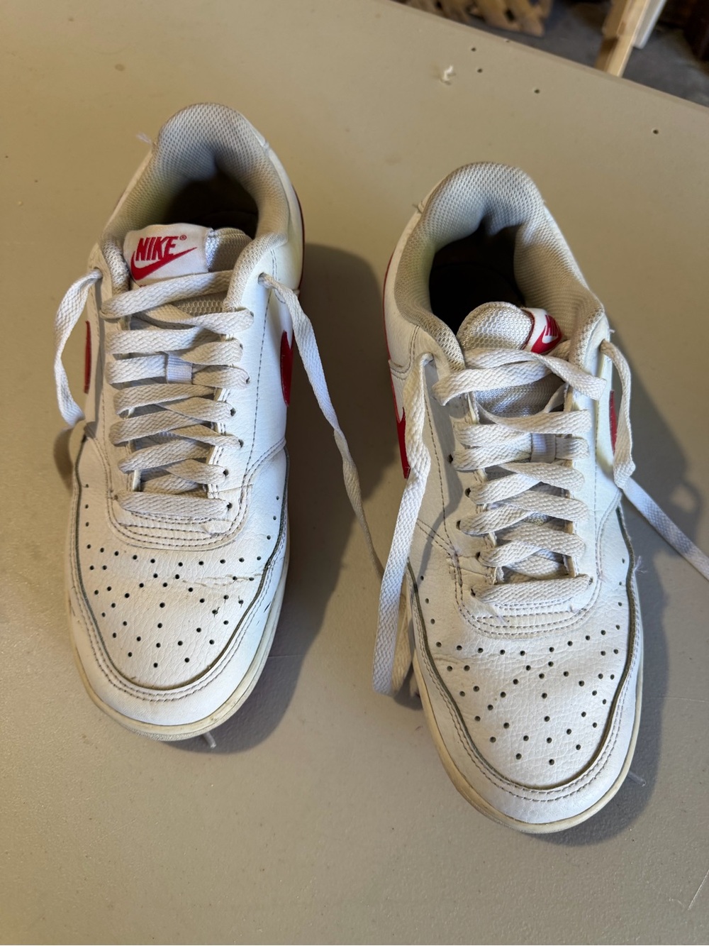 Nike White size 9  Sneakers with Red Swoosh